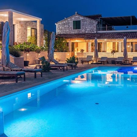 Vidikovac Levanda Luxury Apartments Veliko Grablje Kültér fotó