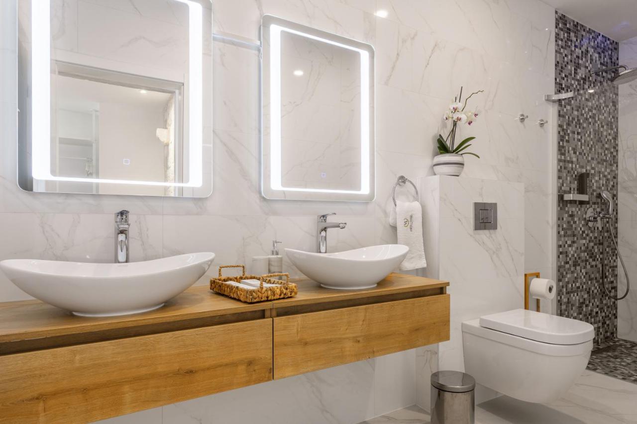 Vidikovac Levanda Luxury Apartments Veliko Grablje Kültér fotó
